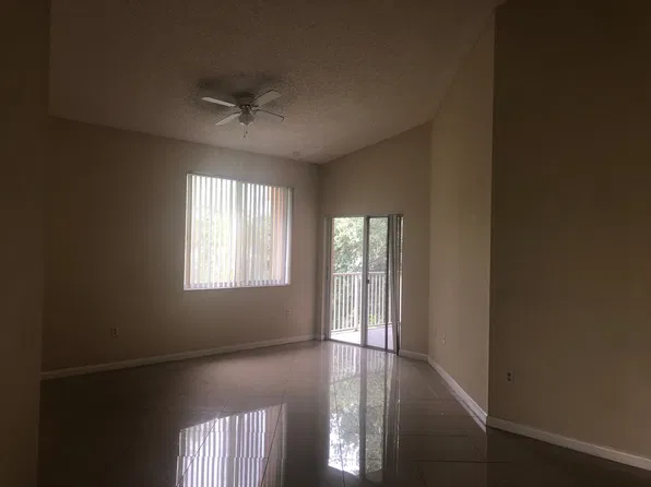 6992 SW 39th St APT I201, Davie, FL 33314