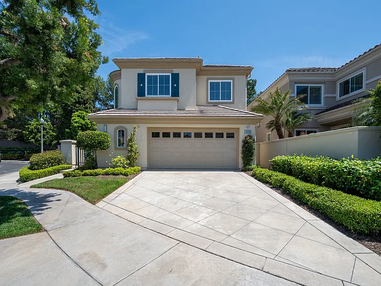 1620 Arch Bay Dr — Photo 1