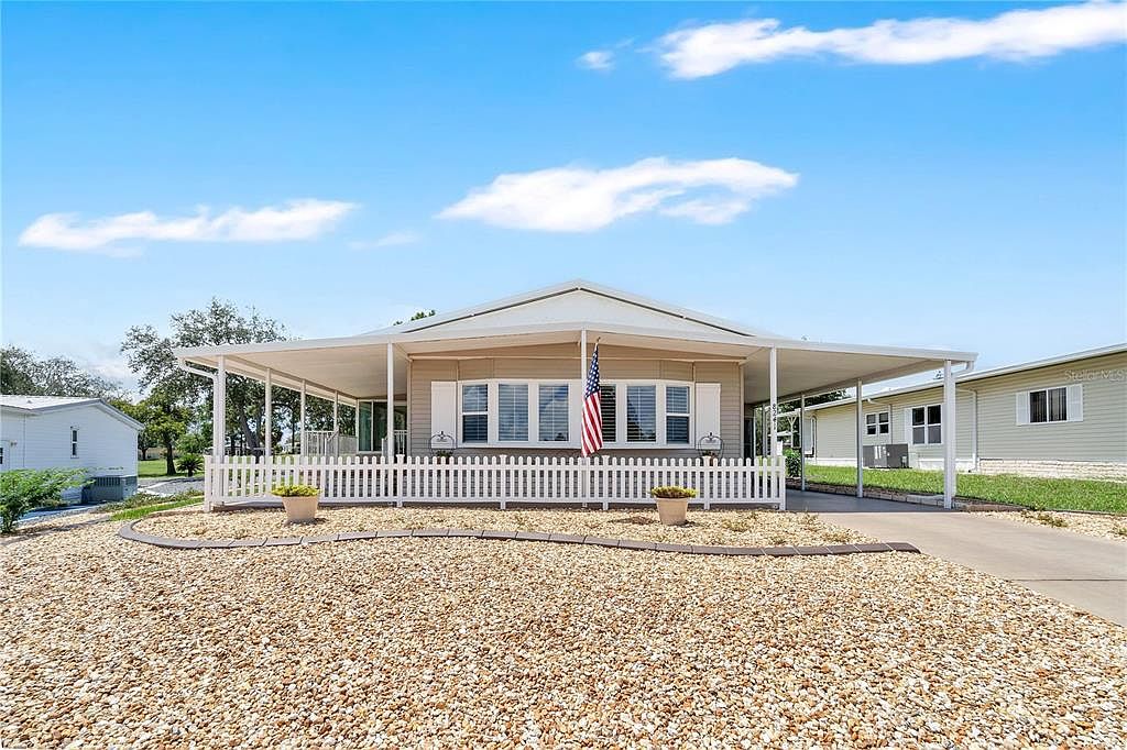8241 WEATHERFORD AVENUE — Brookridge Country Club