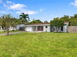 3012 Canal Rd, Miramar, FL 33025