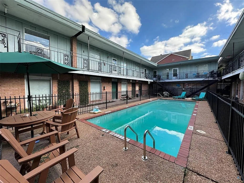1 bed, 1.0 bath, 650 sqft, $925 — Photo 1