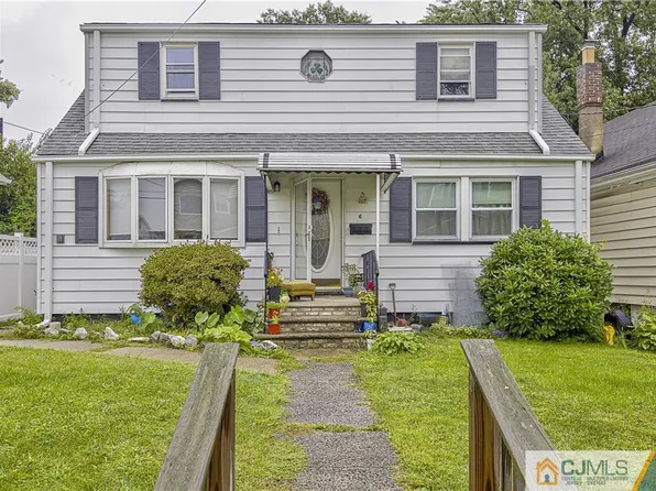 6 Peyser St, Woodbridge, NJ 07095