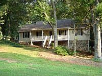 1st image of 409 Sweetgum Dr