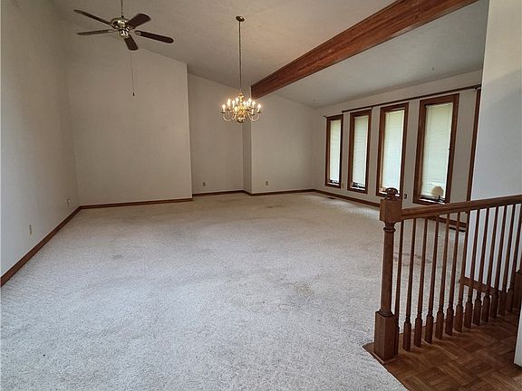 2nd image of 450 County Road 107