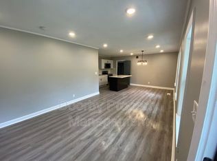 738 Mauldeth Rd, Chattanooga, TN 37415