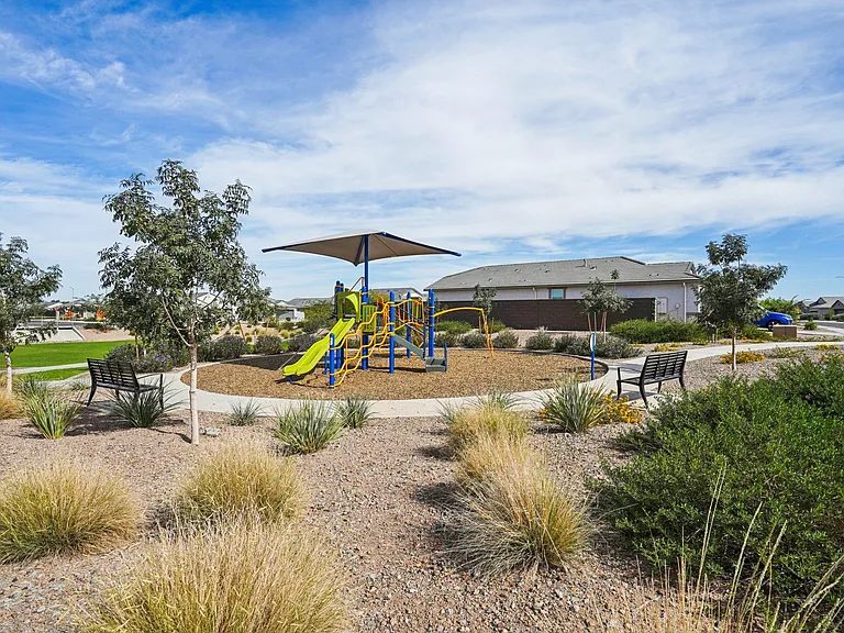 Solana Place at Carlton Commons — Photo 24