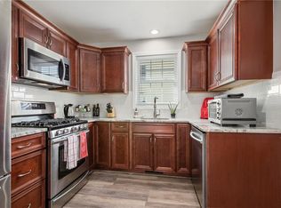 61 Summer St, Westerly, RI 02891