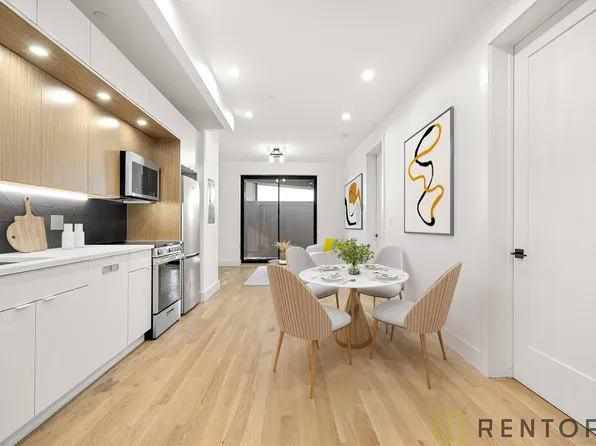494 Manhattan Avenue image 1 of 11