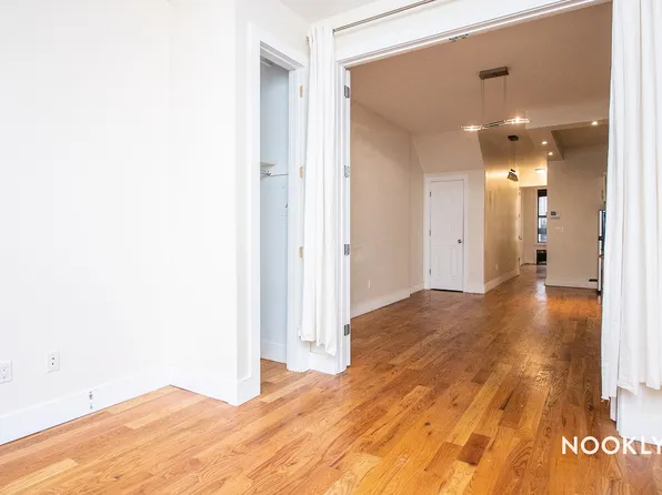 226 Suydam Street image 7 of 14