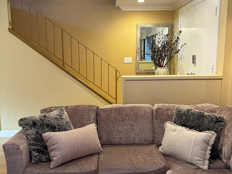 7047 Santa Teresa Blvd — Photo 3