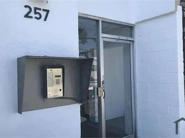 257 Athol Ave, Oakland, CA 94606