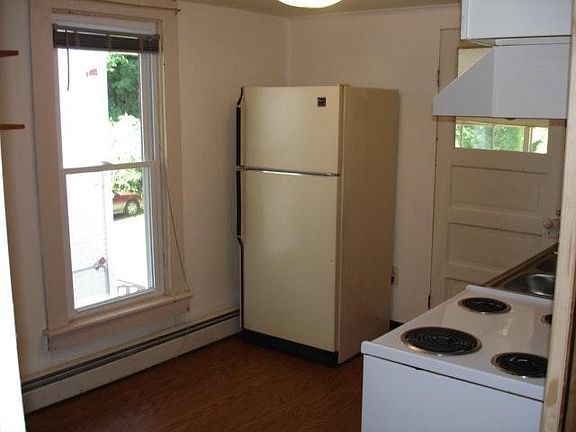 Kitchen View2