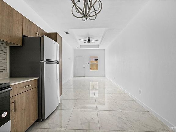 4th image of 5314 Vision St #C