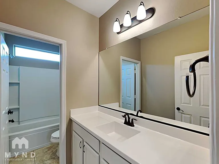 17694 W Mandalay Ln — Photo 18