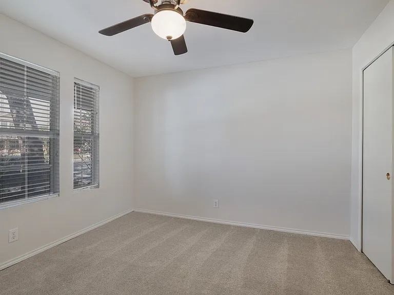 20810 Phlox Mdw — Photo 13