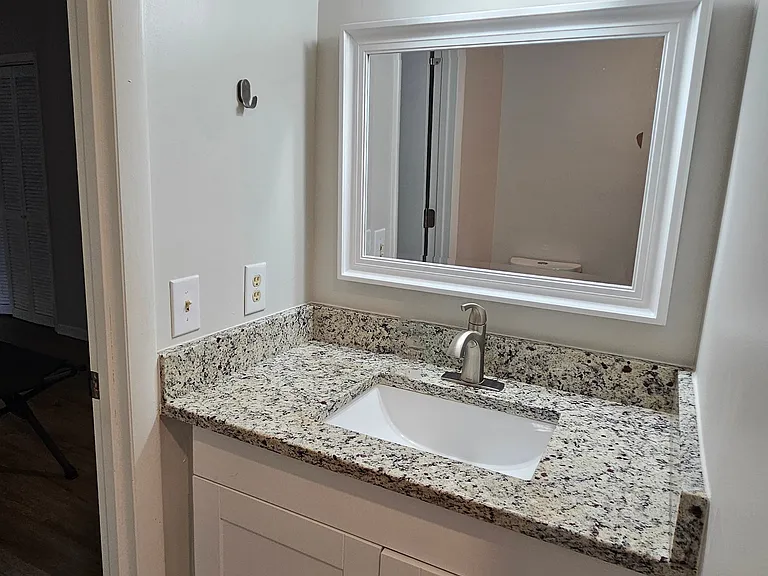 9 E Pine Ct — Photo 6