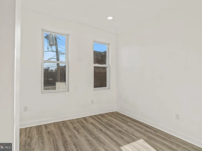 1332 W Toronto St #B — Photo 9