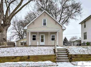 3715 U St, Omaha, NE 68107