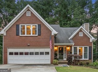 3075 Oak Meadow Dr, Snellville, GA 30078