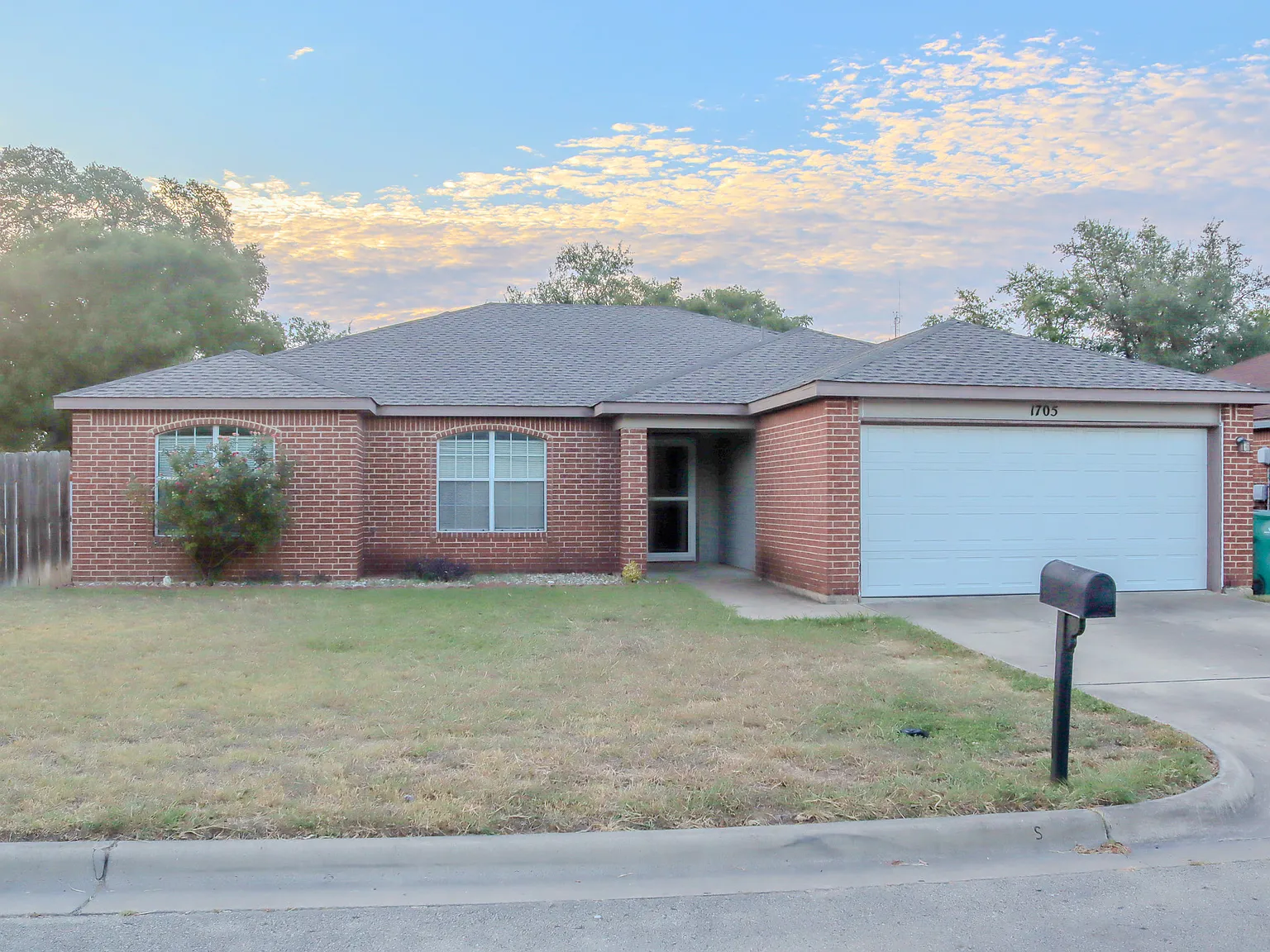 1705 Liberty Hill Drive - 1 — Photo 3