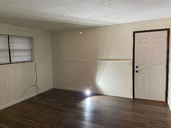 2 bed, $795 — Photo 3