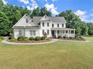 101 Red Gate Lakes Dr, Canton, GA 30115
