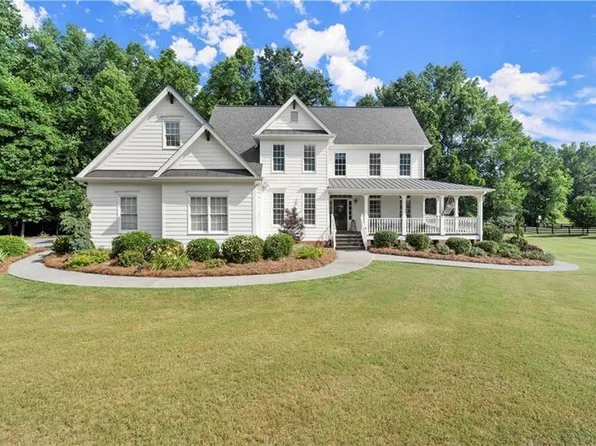 101 Red Gate Lakes Dr, Canton, GA 30115