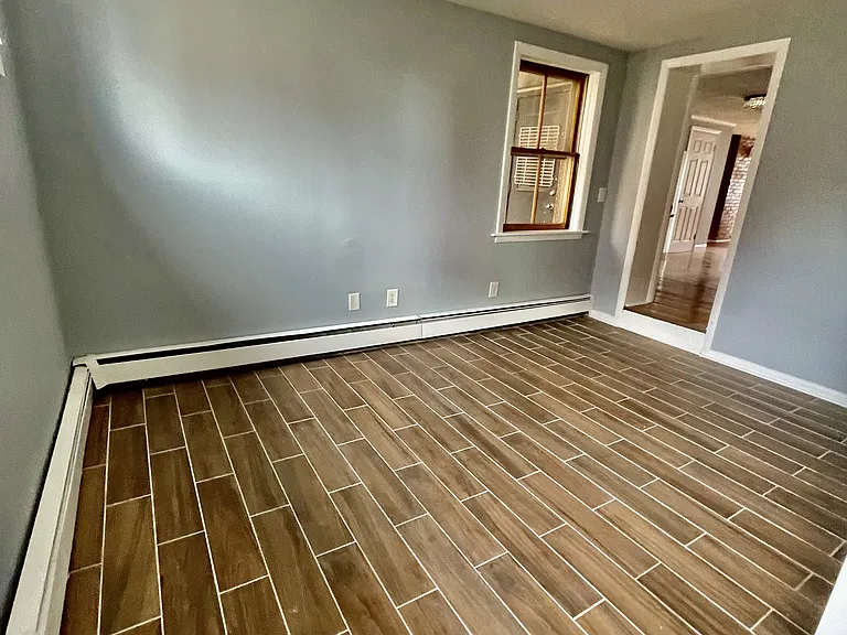 46 Warren St #1 — Photo 5