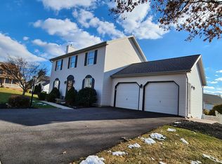 42 Wetherburn Rd, Enola, PA 17025