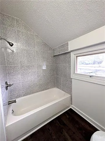 3021 Republic St — Photo 8