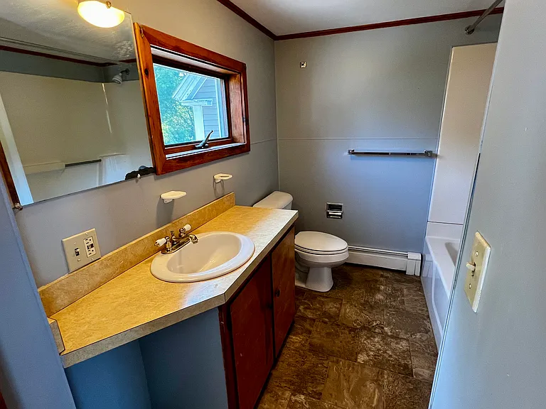 49 Chestnut St #2 — Photo 9