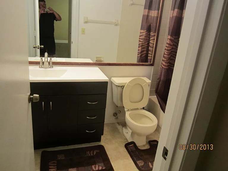 5721 Riverside Dr #102 — Photo 17