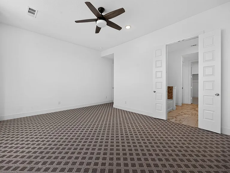 1104 Saratoga Rd — Photo 20