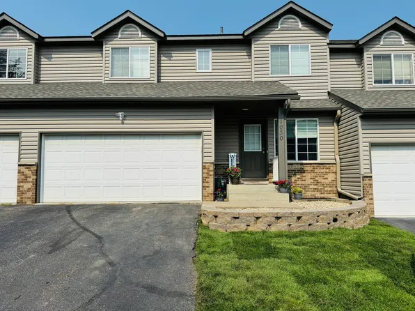 1030 Amanda Ct SW, Pine Island, MN 55963