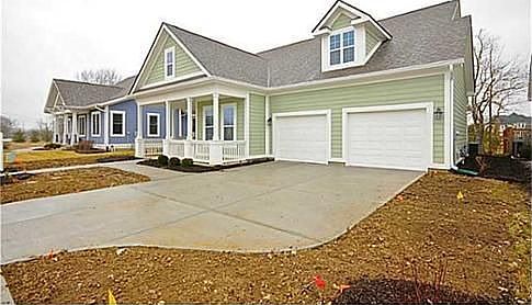 2nd image of 6710 Regents Park Dr