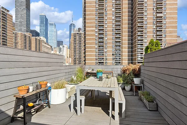 Rented by Corcoran | media 2