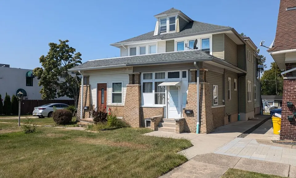 12 Haveson Ave