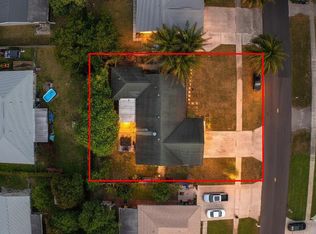 849 Camellia Dr, Royal Palm Beach, FL 33411