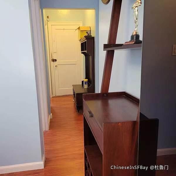 1st image of 835 Clay St Suite 302