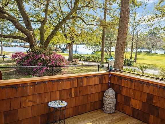 4th image of 2113 Old Military Rd