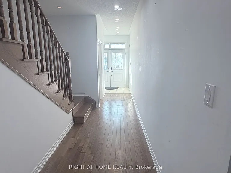 46 Boathouse Rd #UPPER — Photo 3