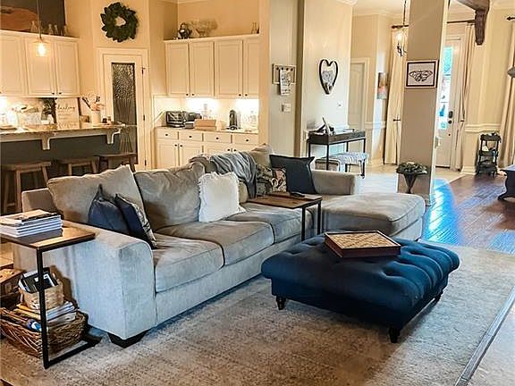 3rd image of 23793 Carter Trce