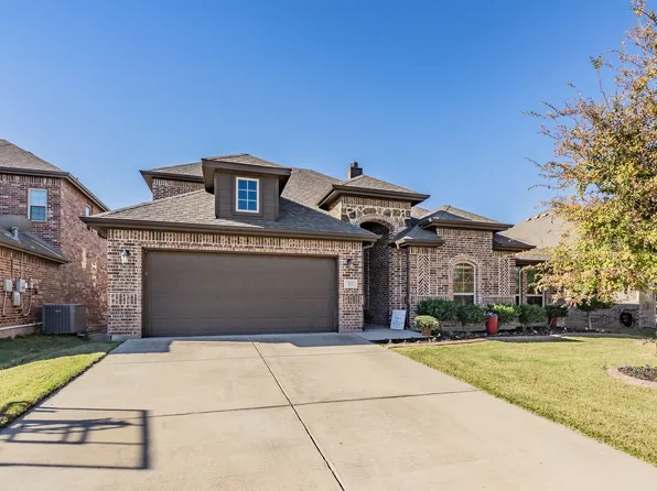 313 Madison St, Burleson, TX 76028