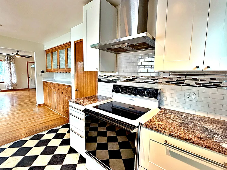 8048 SE Ellis St — Photo 33