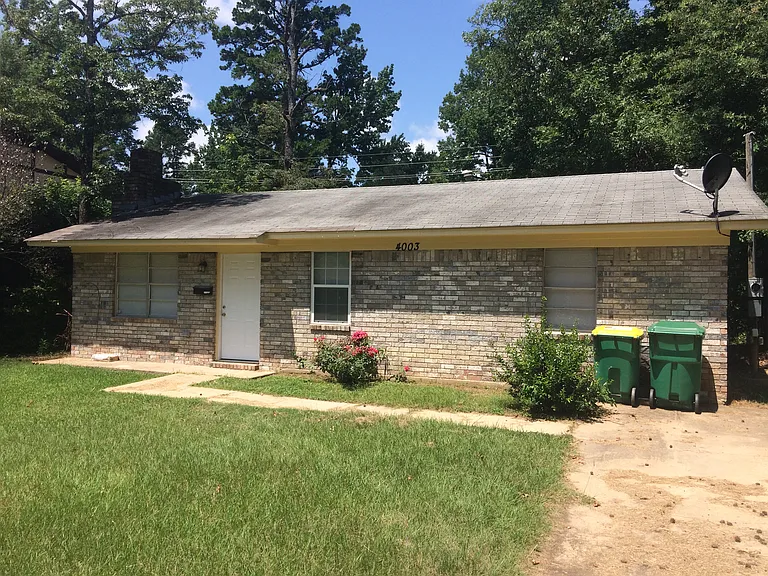 4003 Walnut St — Photo 1