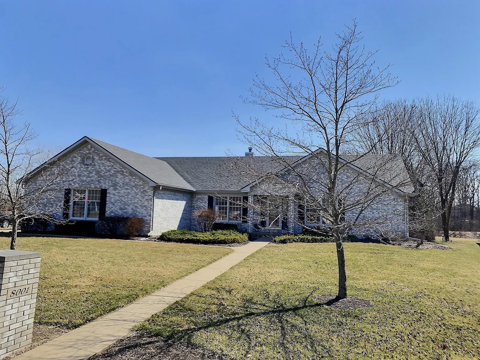 8001 W Tipperary Dr photo 1