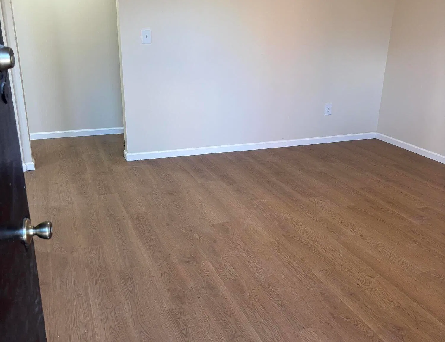 2 bed, 3781 sqft, $2,225 — Photo 4