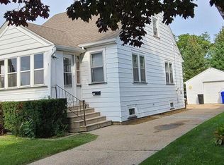 5221 35th Ave, Kenosha, WI 53144