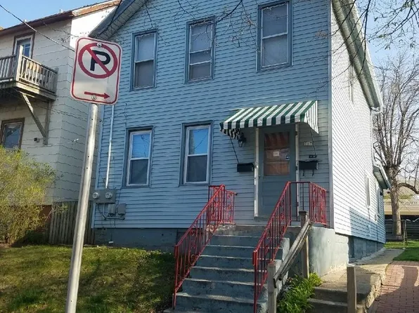 717 E Pearson St, Milwaukee, WI 53202