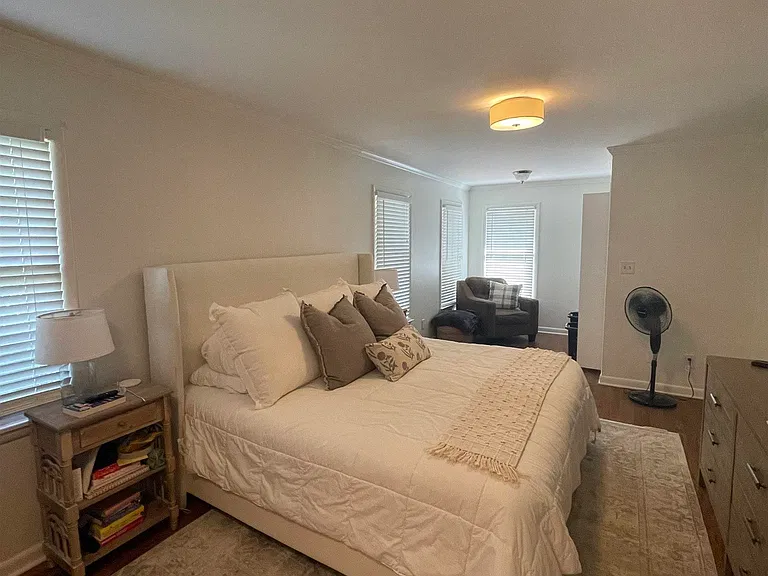 1302 Cleermont Dr SE — Photo 5